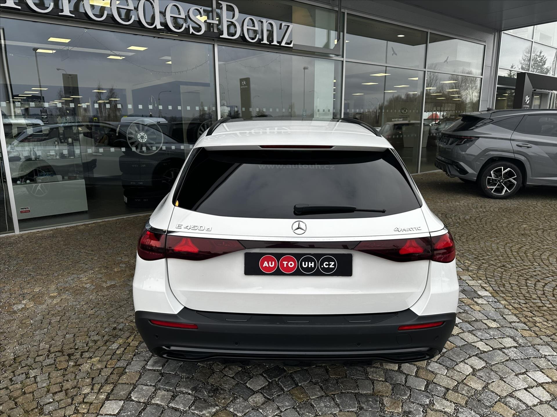 Mercedes-Benz Třídy E Kombi 3,0 l 270 kw