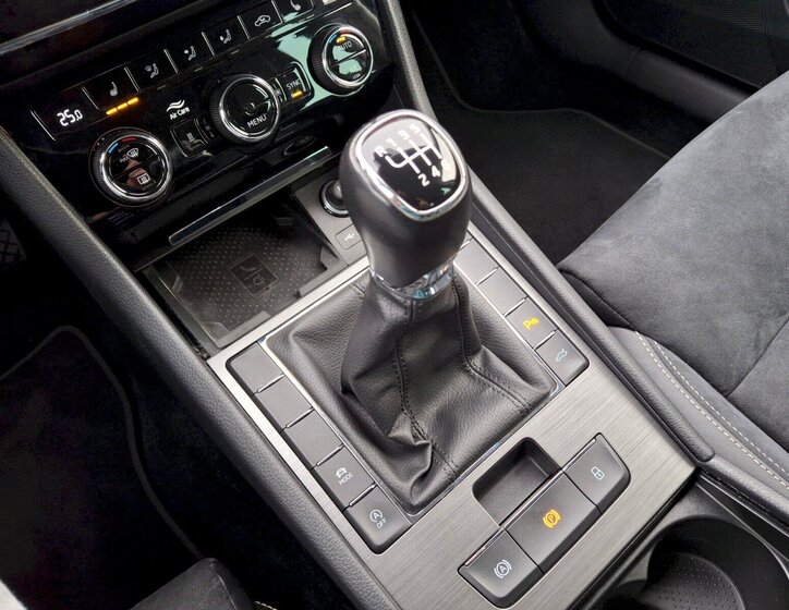 Škoda Superb Liftback 1,5 l 110 kw