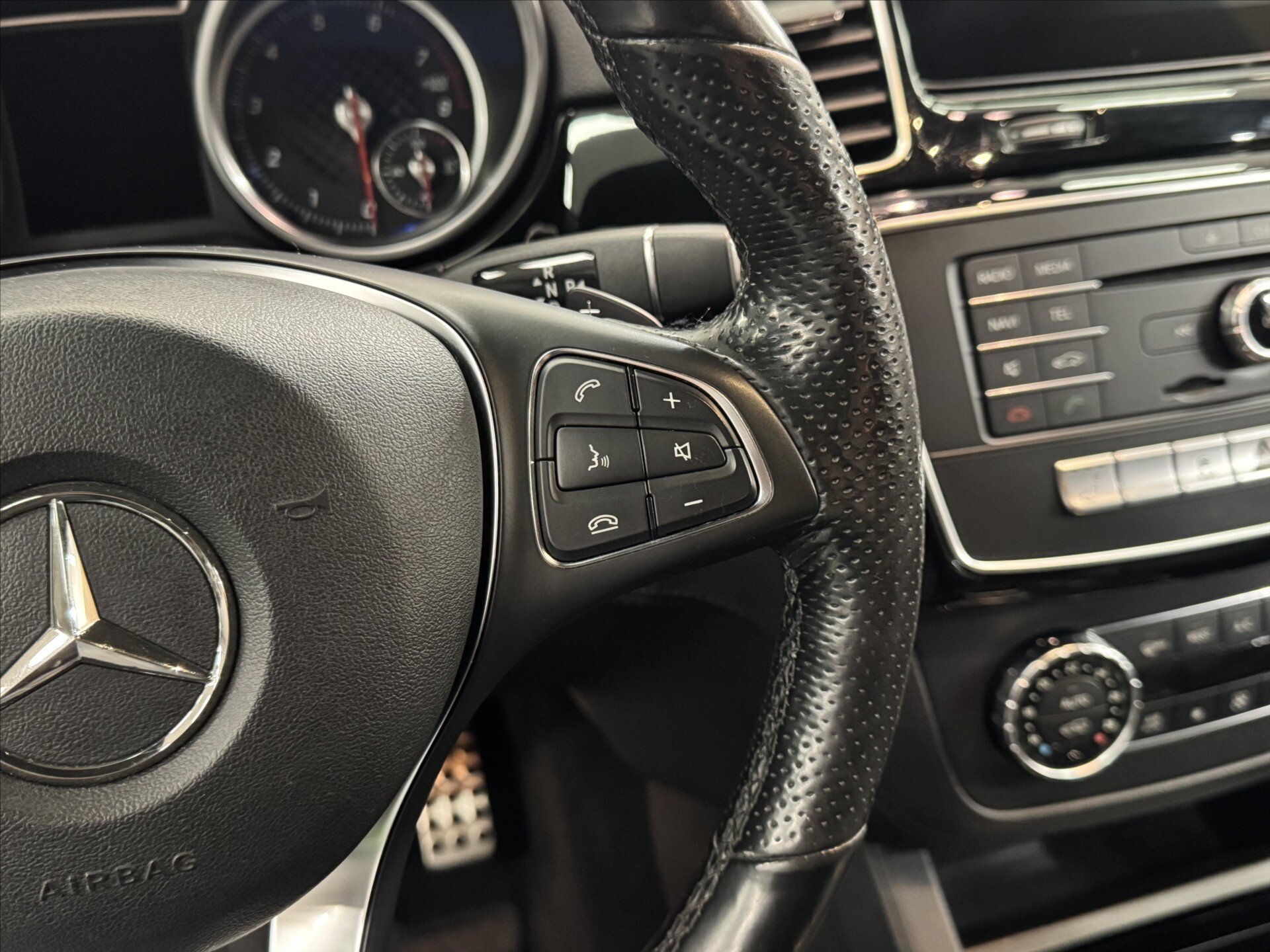 Mercedes-Benz GLE SUV / Terénní 3,0 l 270 kw