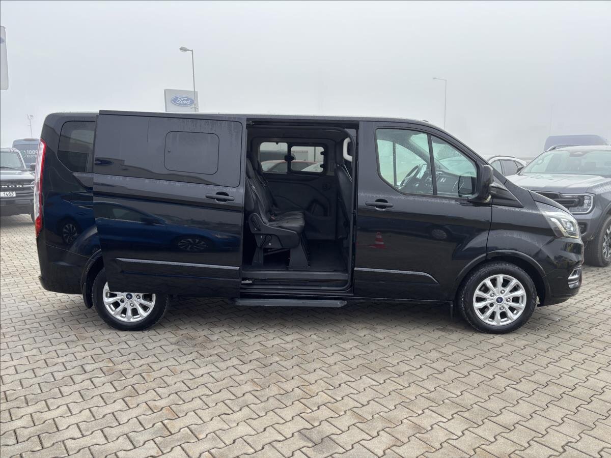 Ford Tourneo Custom Kombi 2,0 l 125 kw