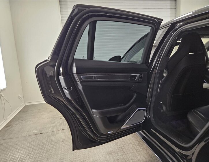 Porsche Panamera Kombi 4,0 l 404 kw