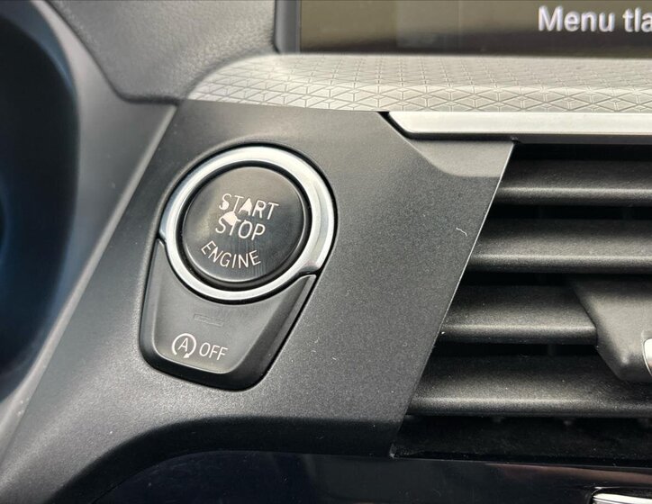 BMW X3 SUV / Terénní 2,0 l 140 kw