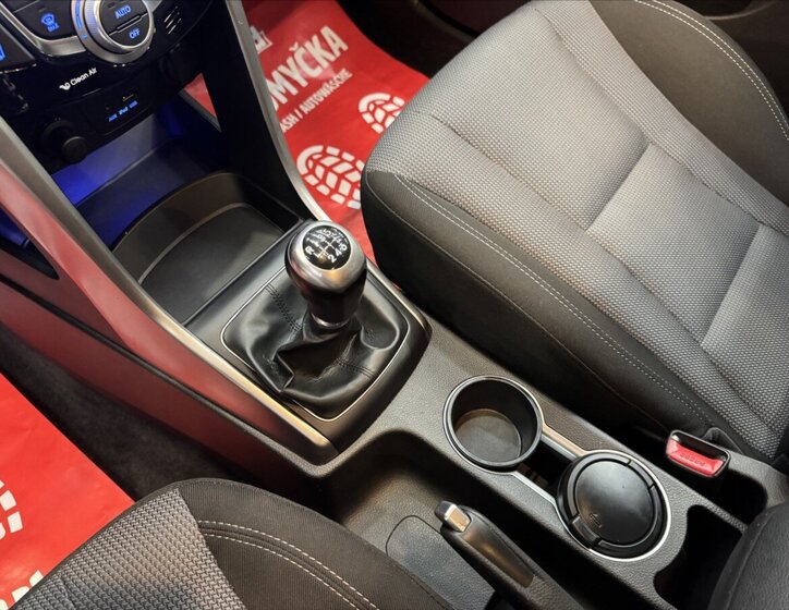 Hyundai i30 Kombi 1,6 l 81 kw