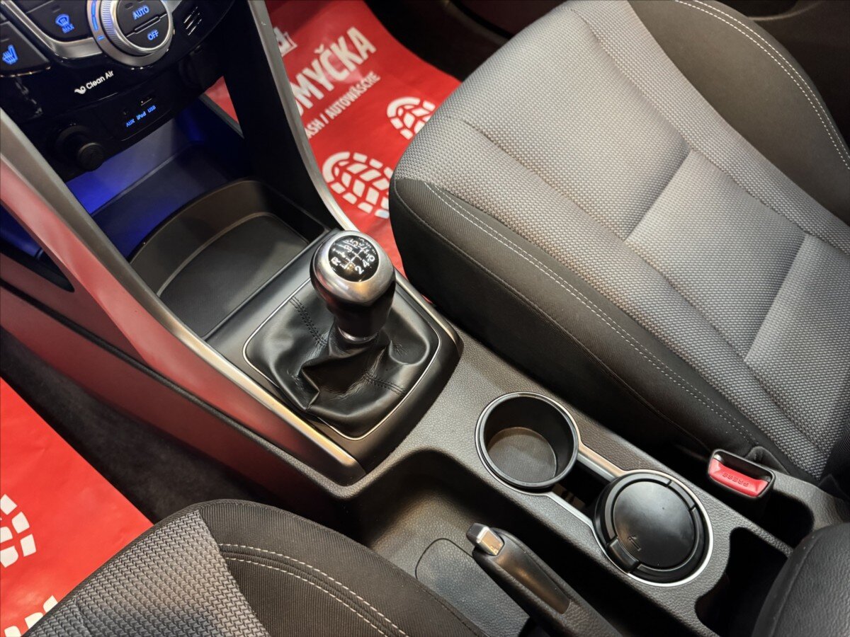 Hyundai i30 Kombi 1,6 l 81 kw