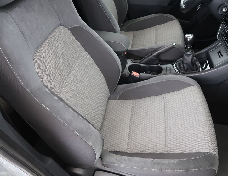 Toyota Auris Hatchback 1,6 l 97 kw