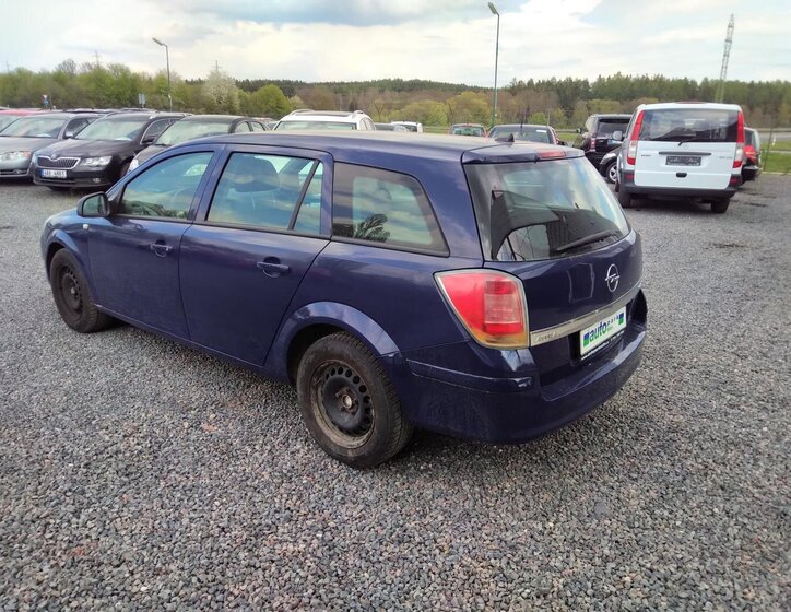 Opel Astra 6