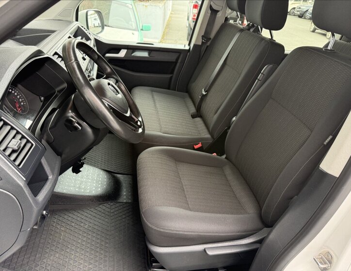 Volkswagen Caravelle MPV 2,0 l 110 kw