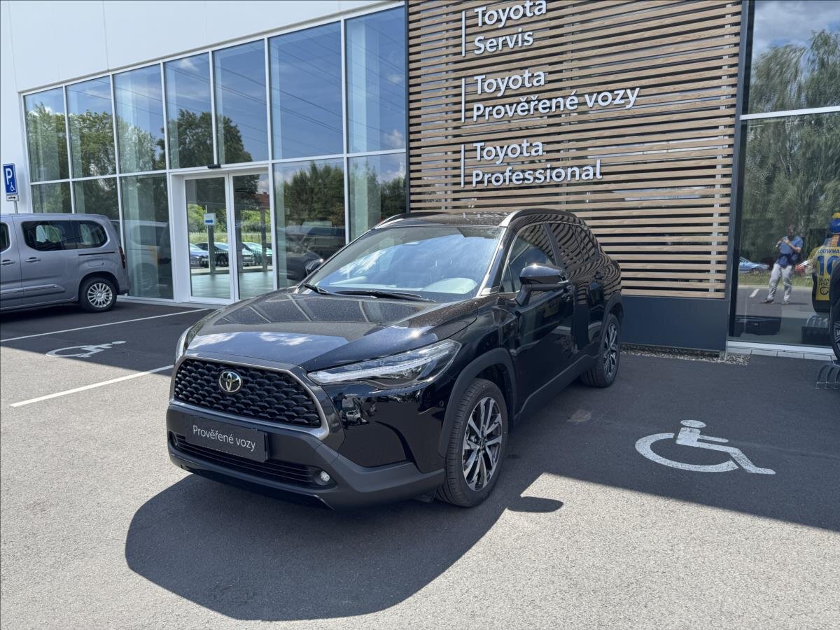 Toyota Corolla Cross SUV / Terénní 2,0 l 112 kw