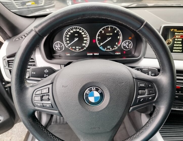 BMW X5 SUV / Terénní 3,0 l 190 kw