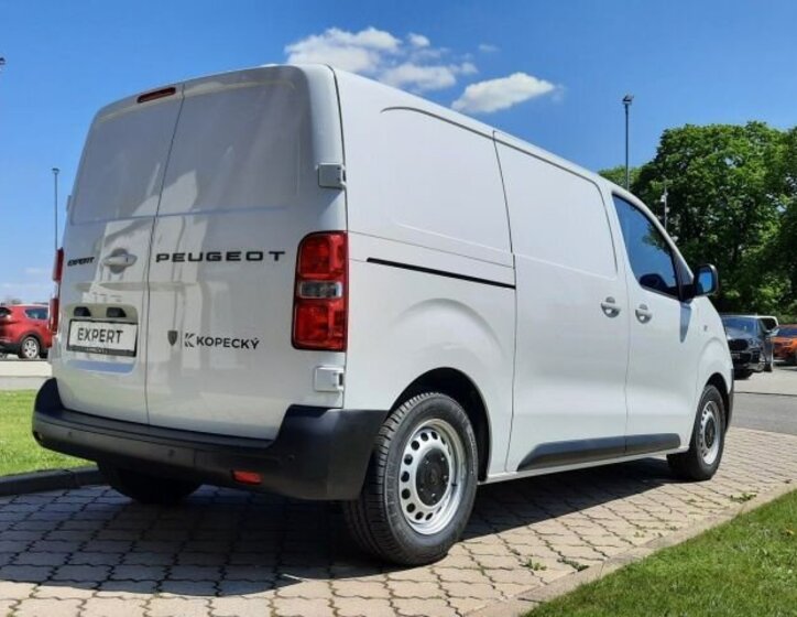 Peugeot Expert Skříň 2,2 l 110 kw