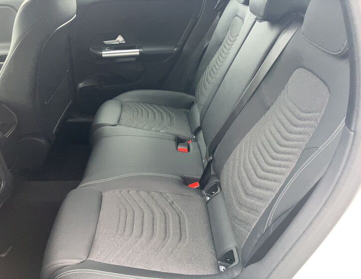 Mercedes-Benz GLA 20