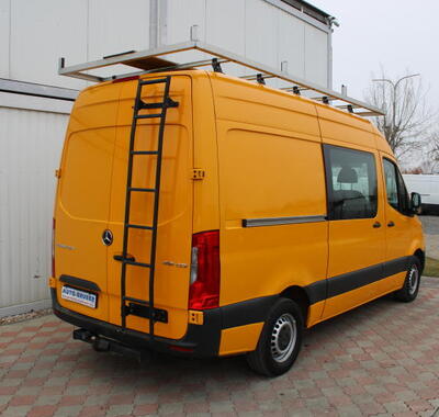 Mercedes-Benz Sprinter 4