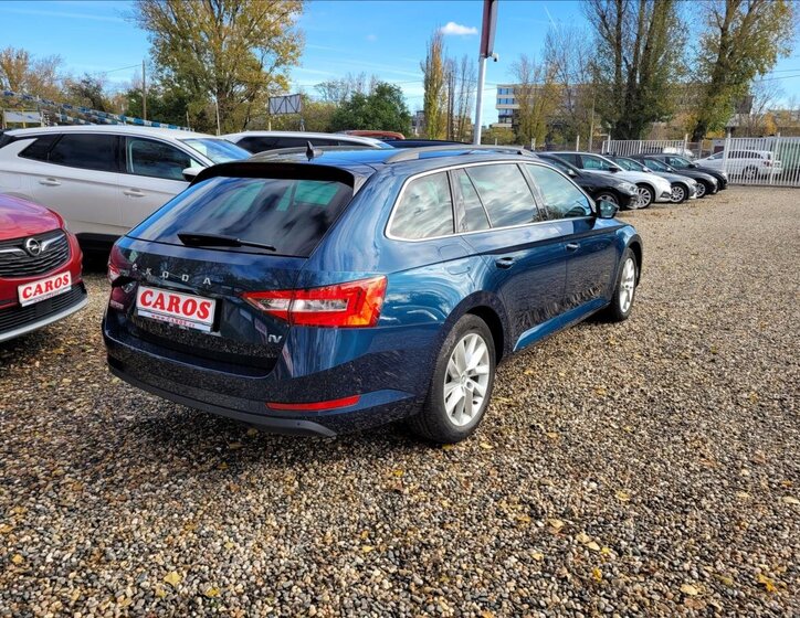 Škoda Superb Kombi 1,4 l 115 kw