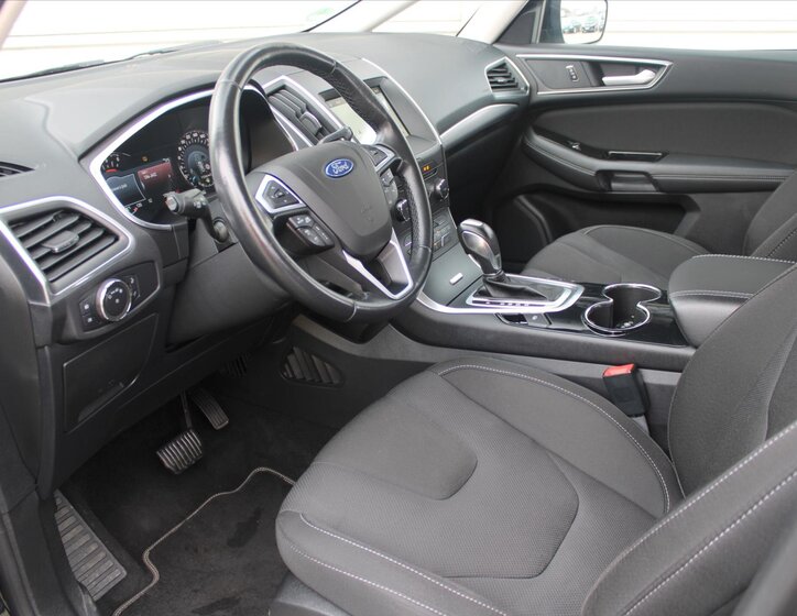 Ford S-MAX MPV 2,0 l 132 kw