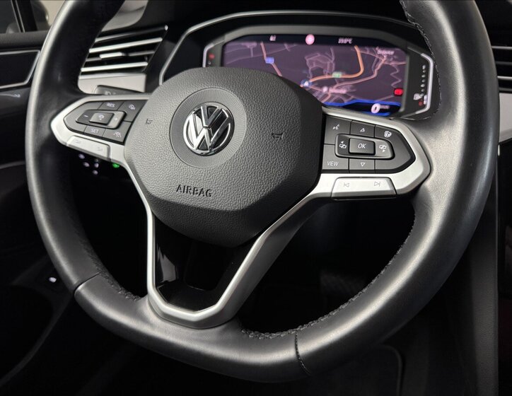 Volkswagen Passat Kombi 2,0 l 140 kw