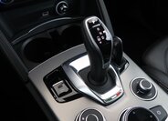 Alfa Romeo Stelvio SUV / Terénní 2,0 l 206 kw