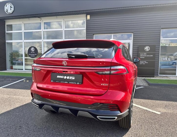 MG HS SUV 1,5 l 125 kw