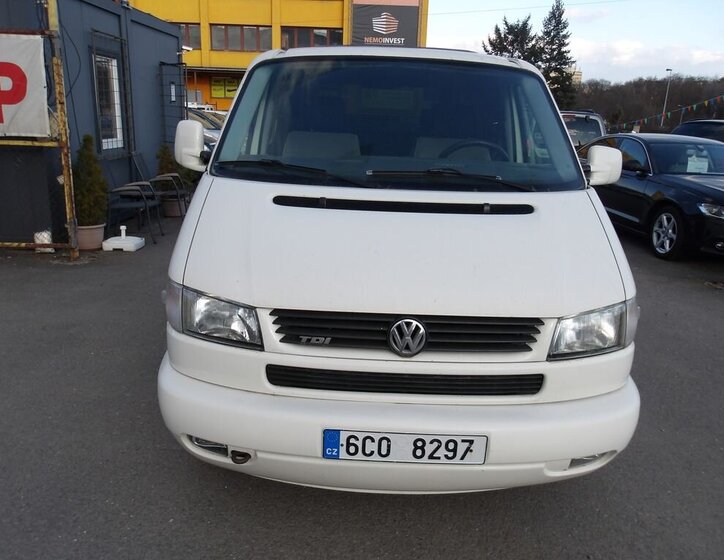 Volkswagen Multivan VAN / Minibus 2,5 l 75 kw
