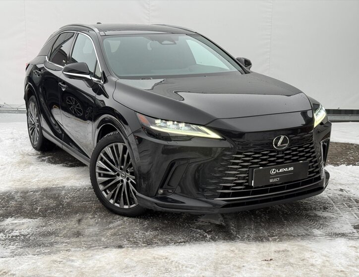 Lexus RX SUV 2,5 l 136 kw