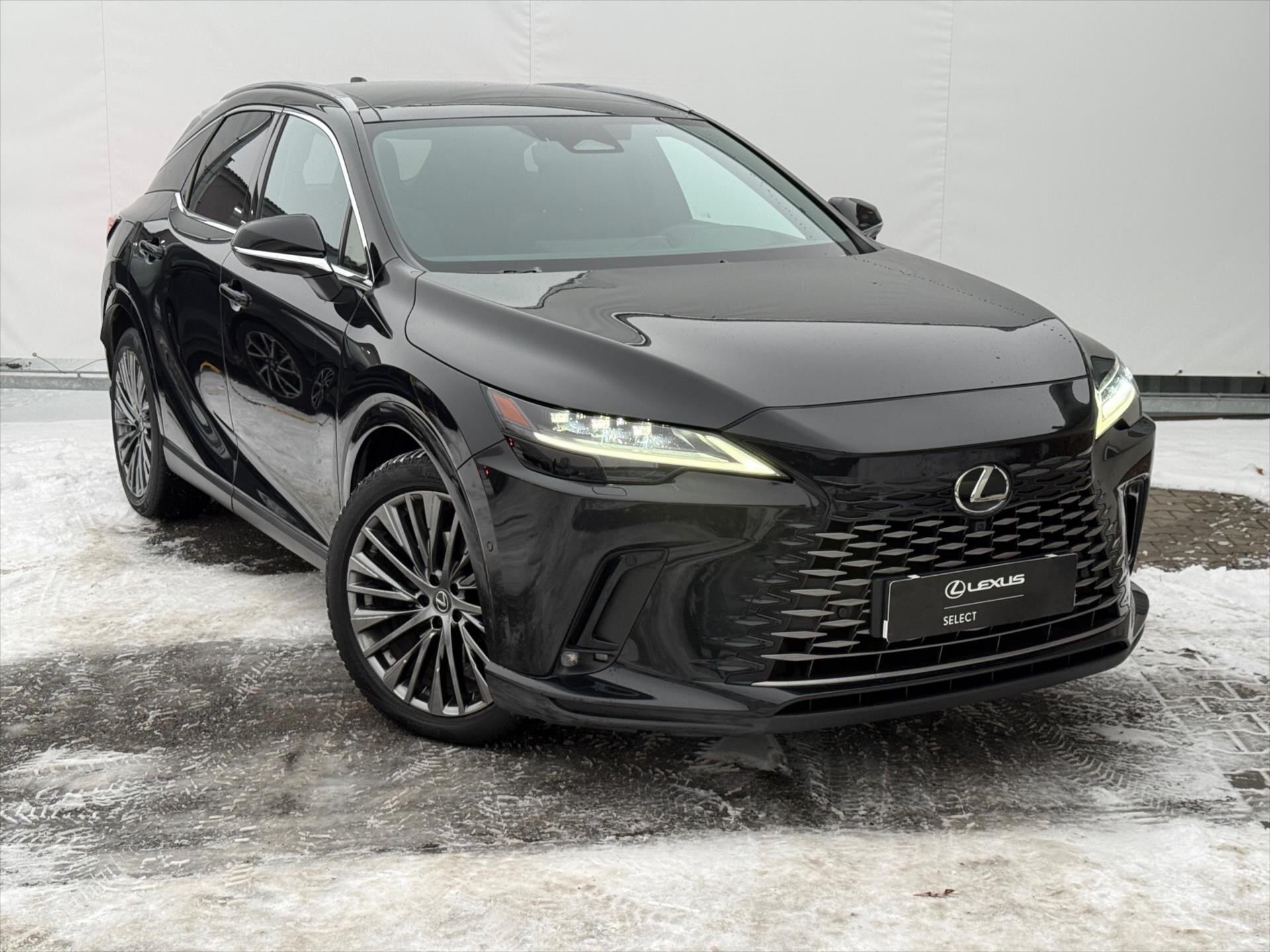 Lexus RX SUV 2,5 l 136 kw