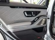 Mercedes-Benz Třídy S 12