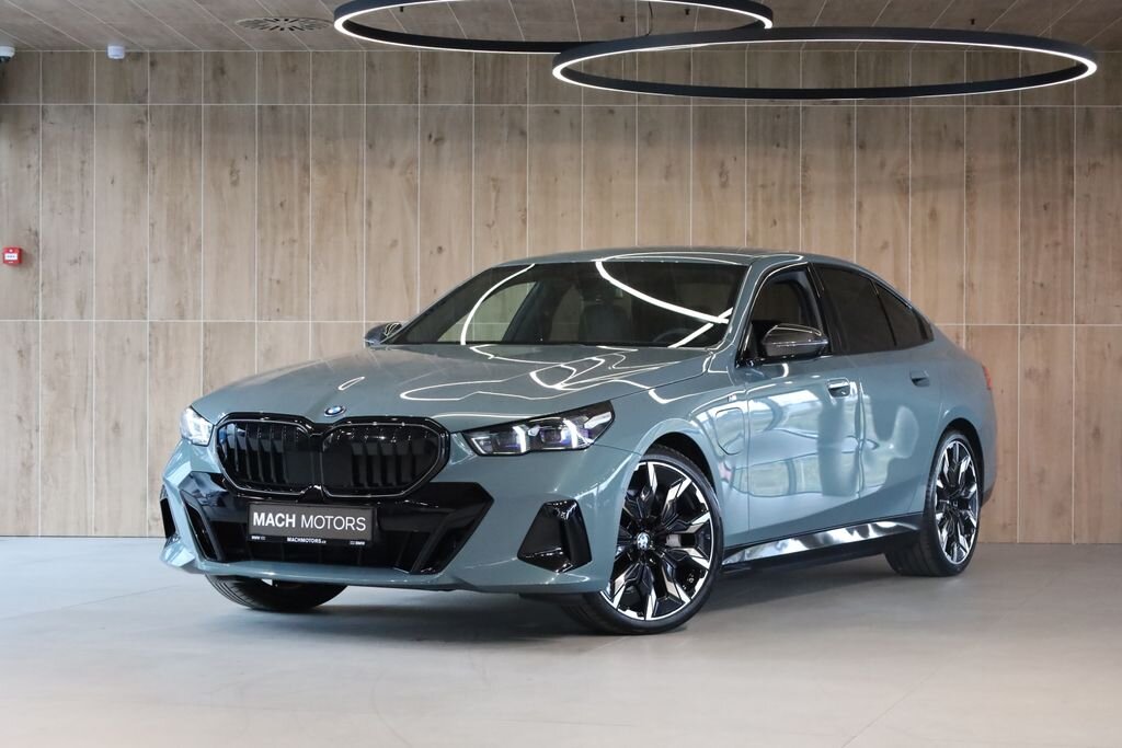 BMW Řada 5 Sedan / Limuzína 3,0 l 360 kw