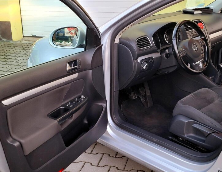 Volkswagen Golf Kombi 1,4 l 90 kw