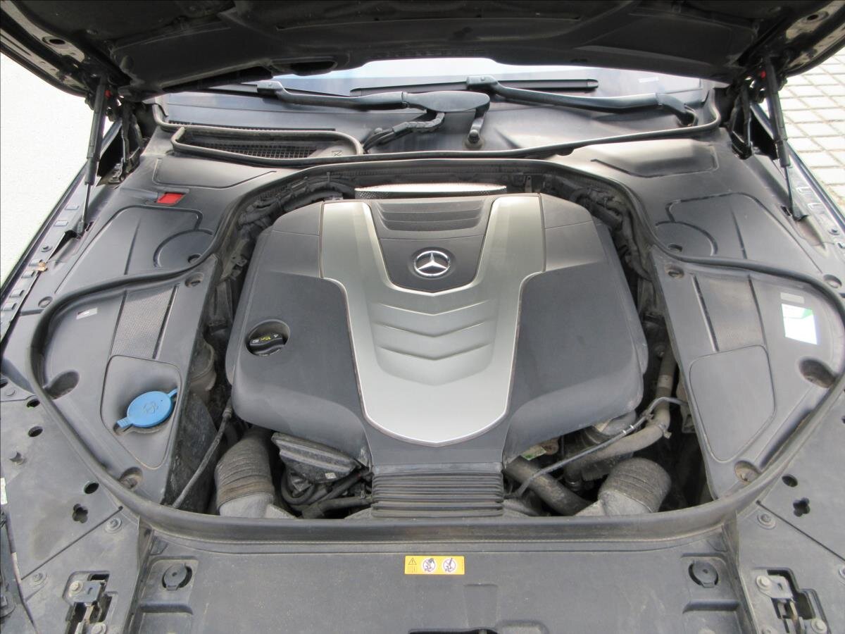 Mercedes-Benz Třídy S Sedan / Limuzína 3,0 l 190 kw