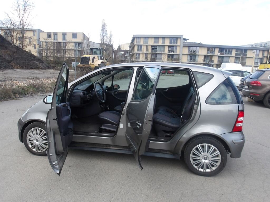 Mercedes-Benz Třídy A Hatchback 1,6 l 75 kw