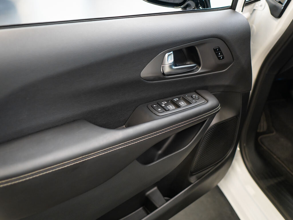 Chrysler Pacifica MPV 3,6 l 221 kw