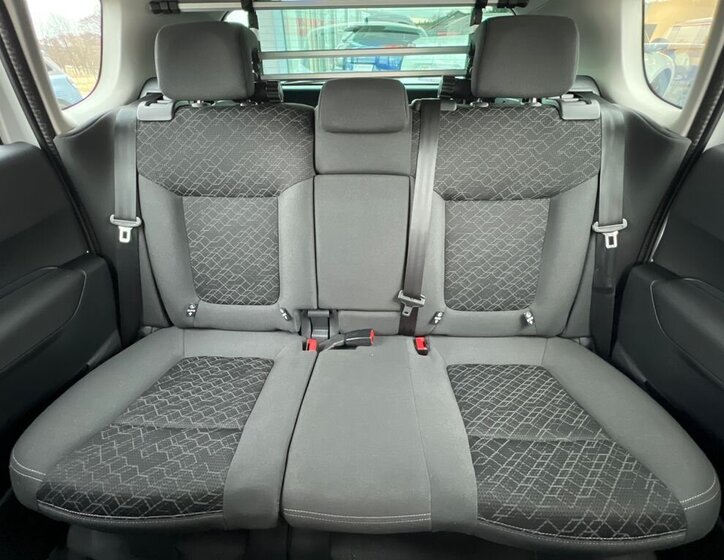 Peugeot 3008 SUV 1,6 l 88 kw