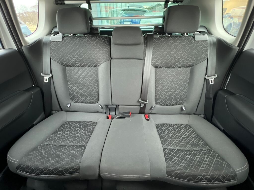 Peugeot 3008 SUV 1,6 l 88 kw