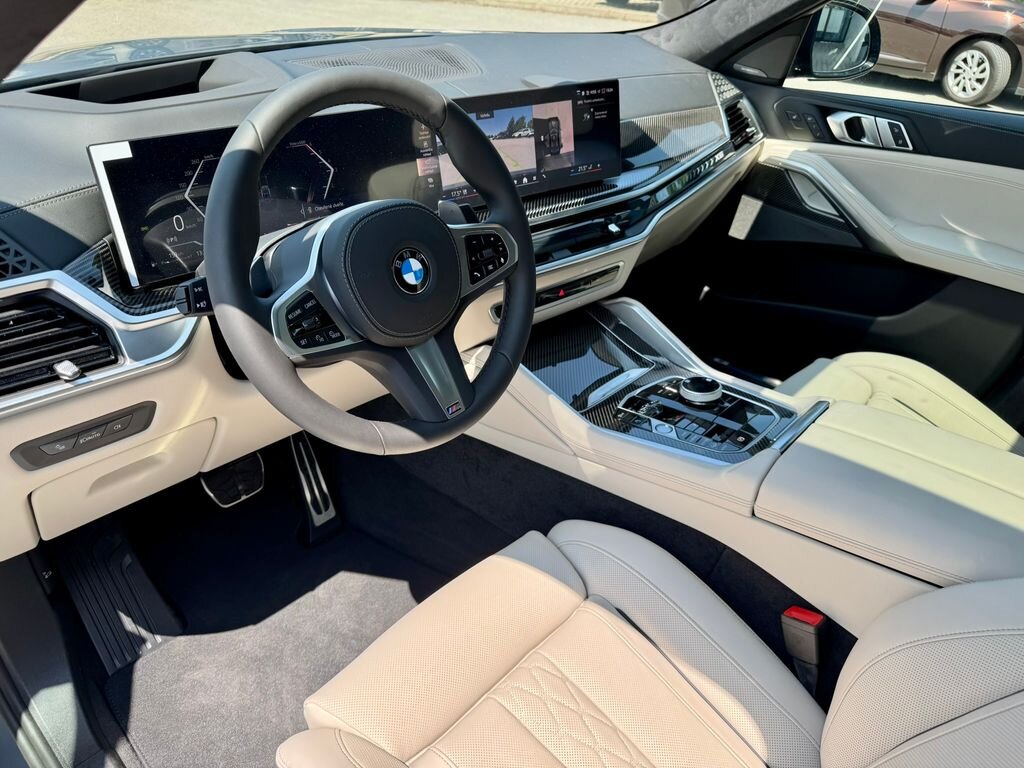 BMW X6 SUV / Terénní 4,4 l 210 kw