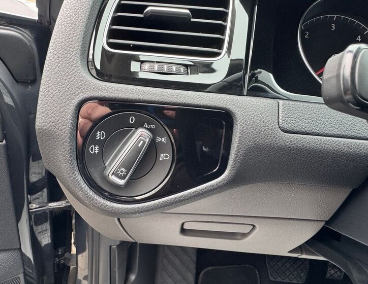 Volkswagen Golf Kombi 2,0 l 110 kw