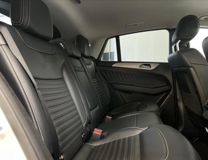 Mercedes-Benz GLE 21