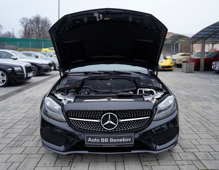 Mercedes-Benz Třídy C 9