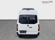 Mercedes-Benz Sprinter 4