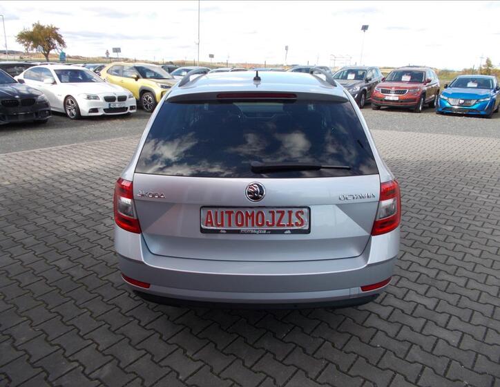Škoda Octavia 9