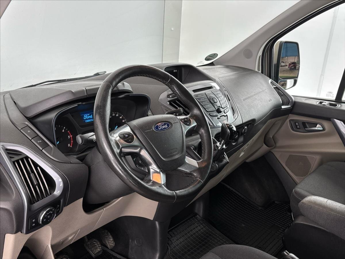 Ford Tourneo Custom Kombi 2,0 l 125 kw