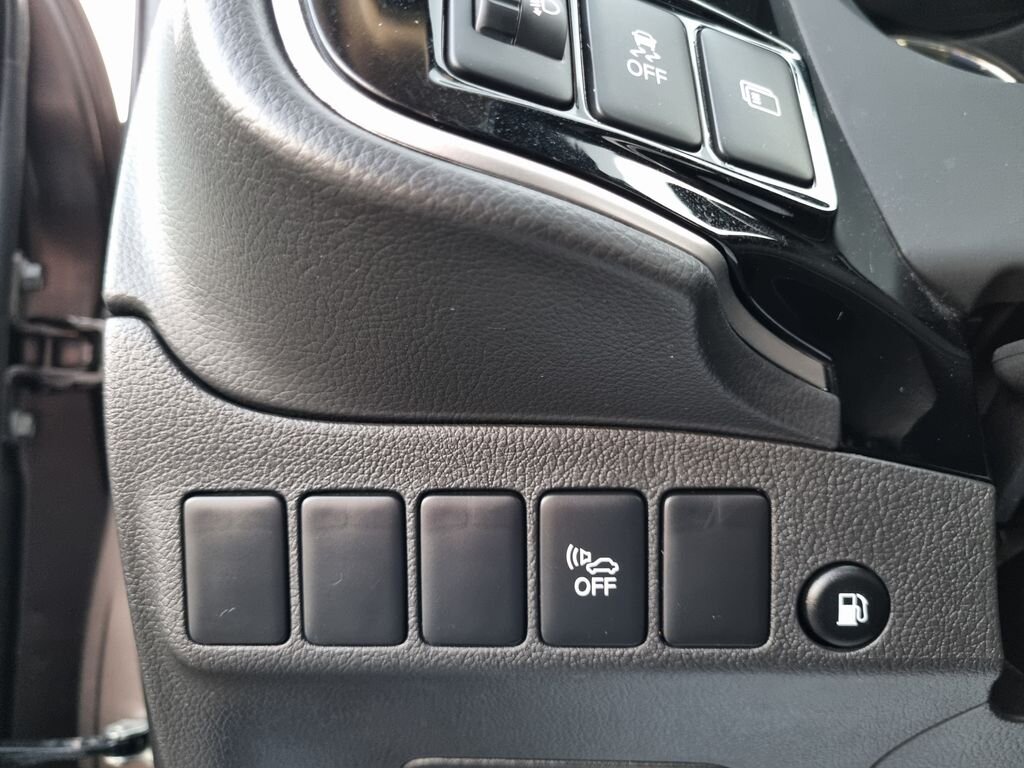 Mitsubishi Outlander SUV 2,4 l 165 kw