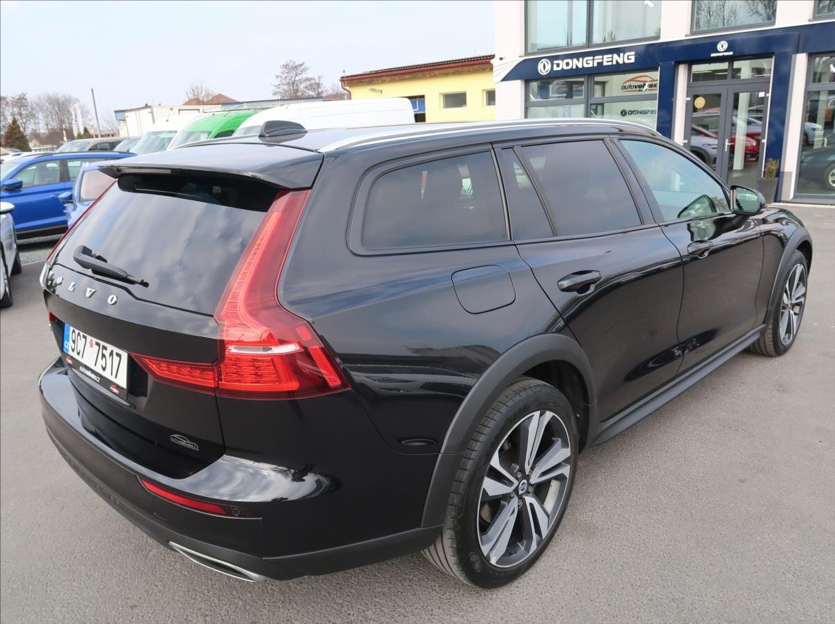 Volvo V60 Kombi 2,0 l 140 kw