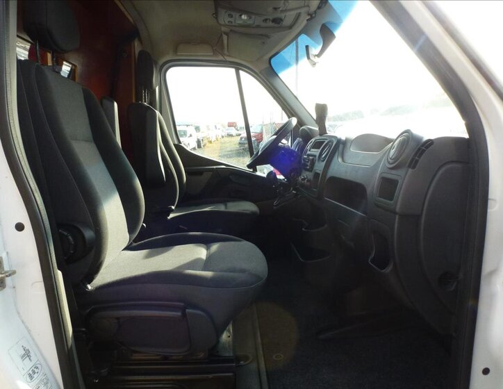 Renault Master 34