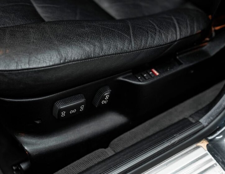 BMW Řada 7 Sedan / Limuzína 5,0 l 220 kw