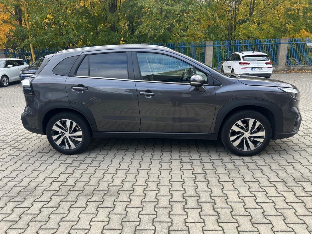 Suzuki S-Cross SUV 1,5 l 75 kw