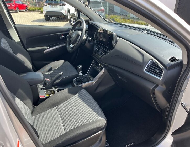 Suzuki S-Cross SUV / Terénní 1,4 l 95 kw