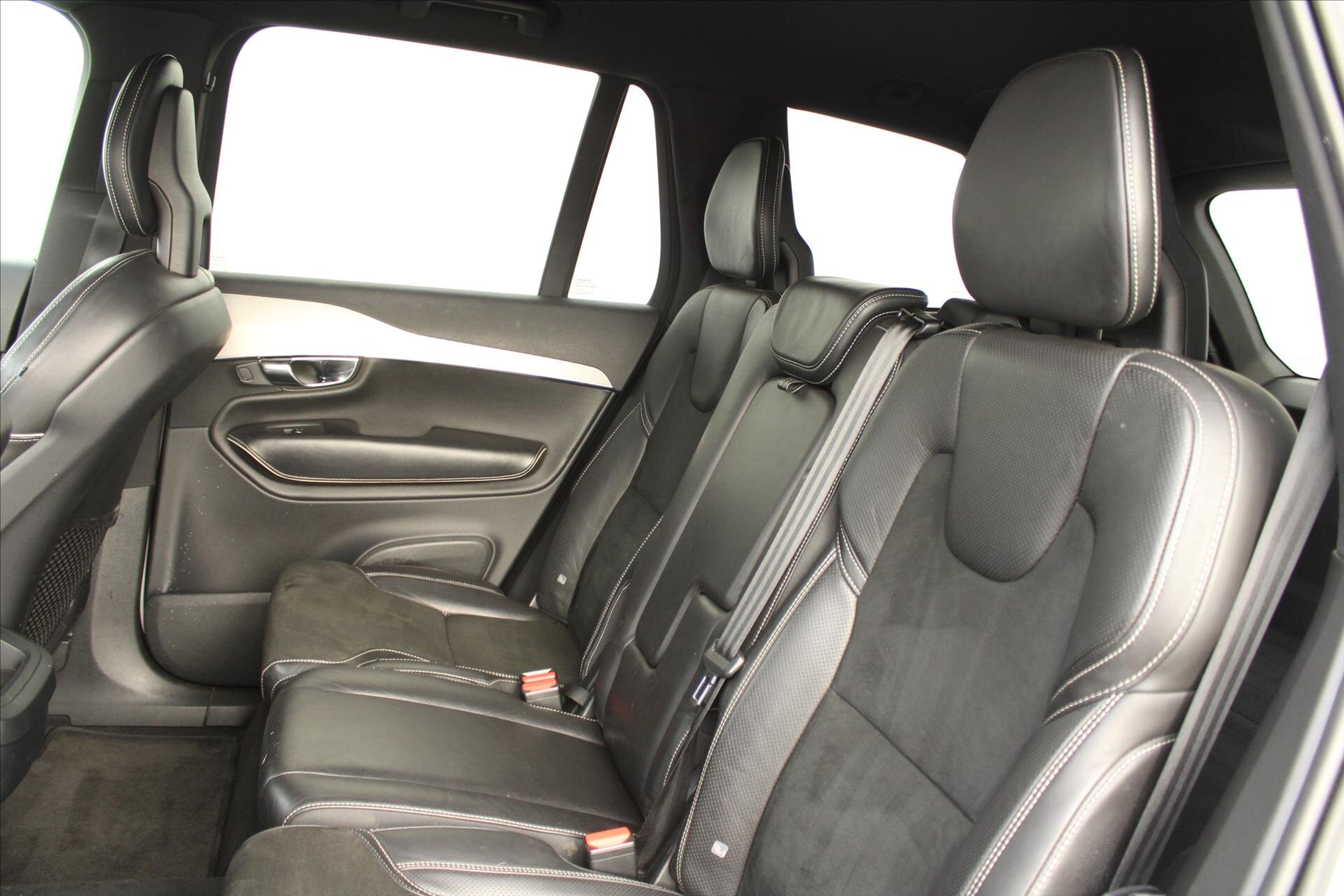 Volvo XC90 SUV 2,0 l 173 kw