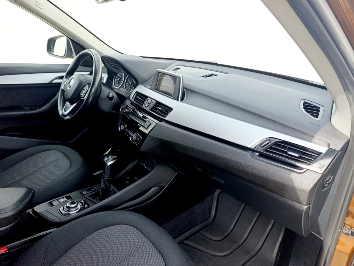 BMW X1 SUV / Terénní 2,0 l 110 kw