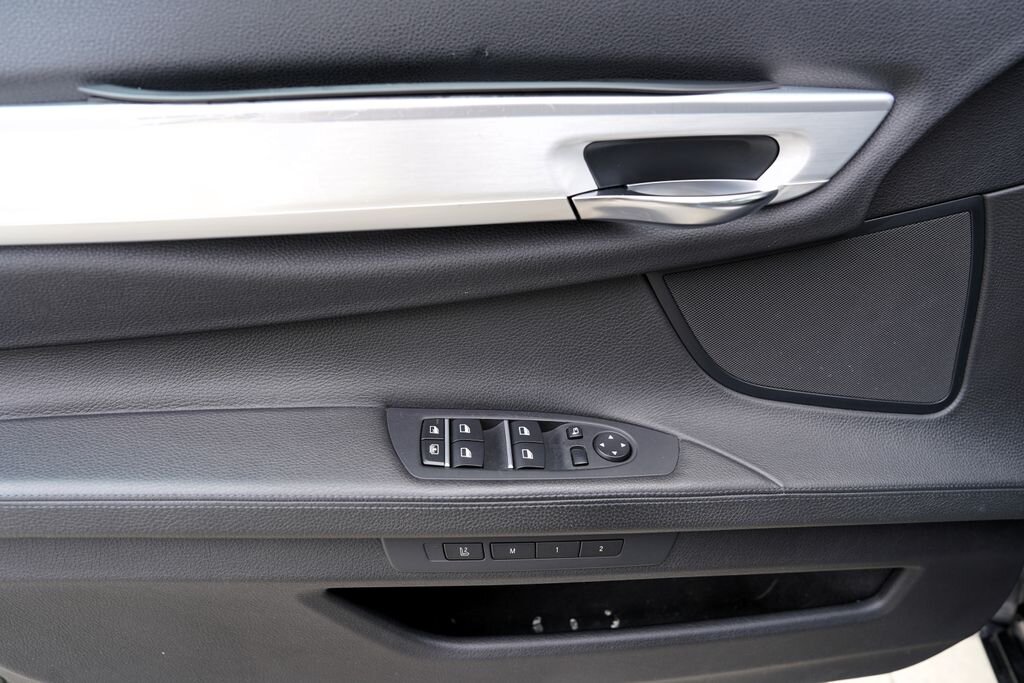 BMW Řada 7 Sedan / Limuzína 3,0 l 180 kw