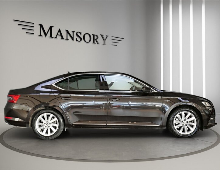 Škoda Superb Sedan 2,0 l 200 kw