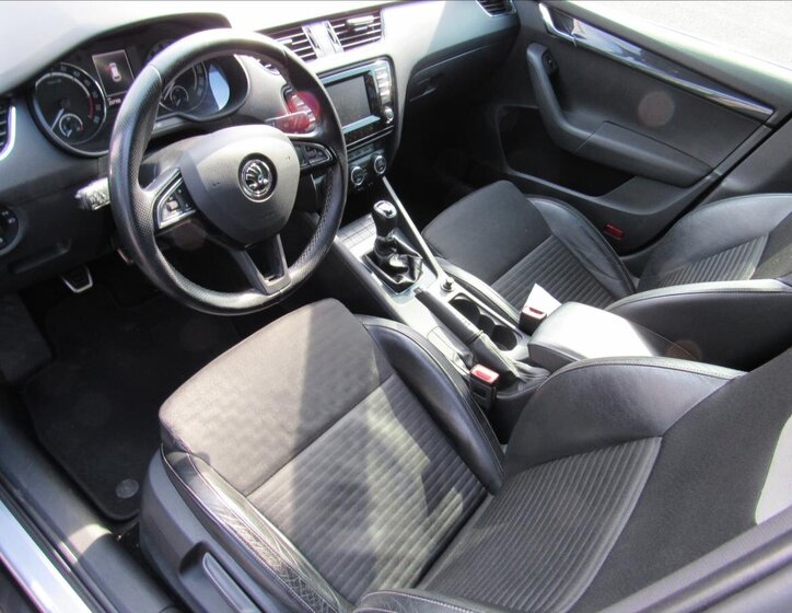 Škoda Octavia Kombi 2,0 l 135 kw